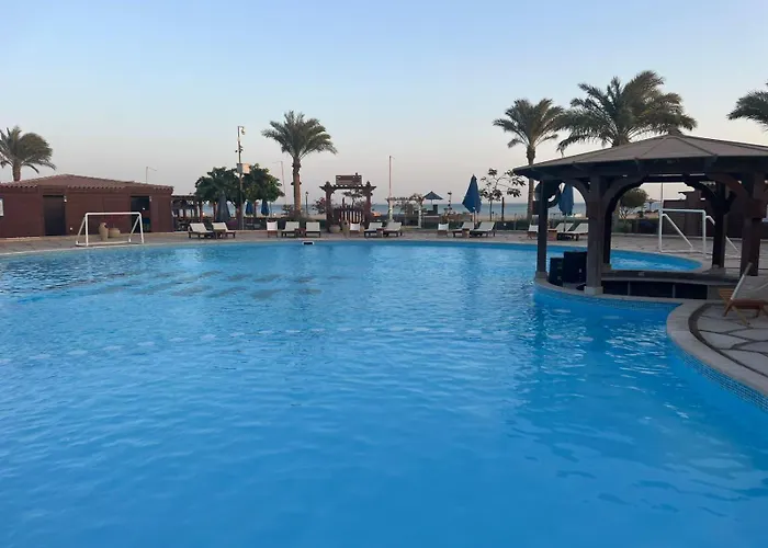 La Ain Sokhna -families Only